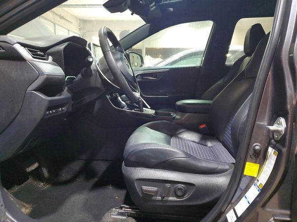 2020 TOYOTA RAV4 XSE HV