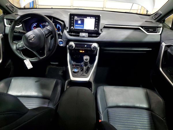 2020 TOYOTA RAV4 XSE HV