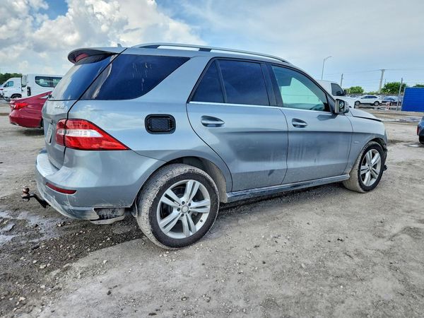 2012 MERCEDES-BENZ ML