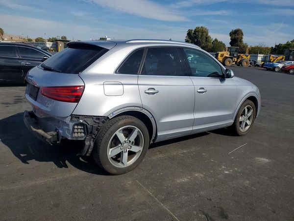 2015 AUDI Q3
