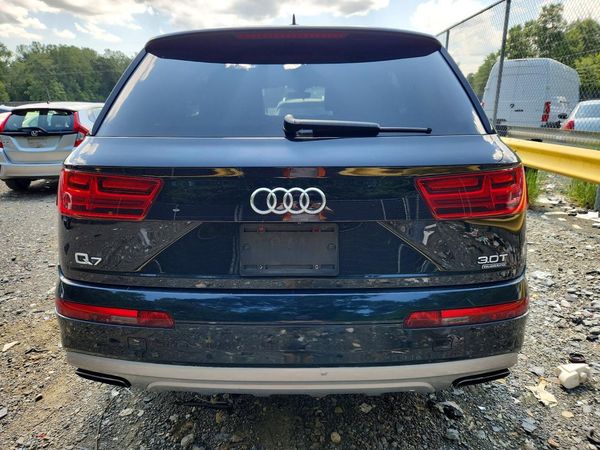 2017 AUDI Q7 quattro Premium Plus