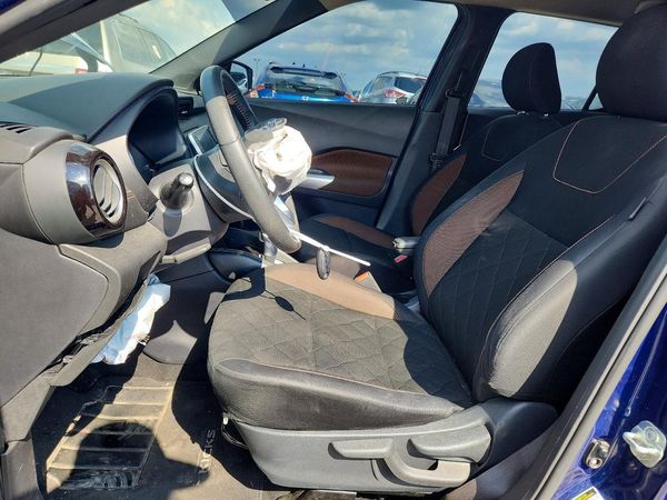 2020 NISSAN KICKS