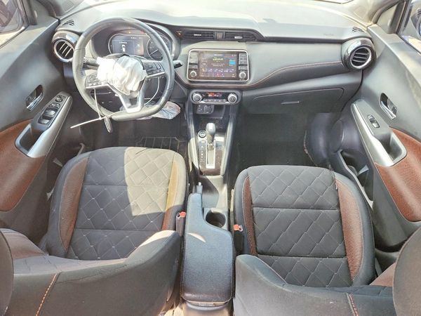 2020 NISSAN KICKS