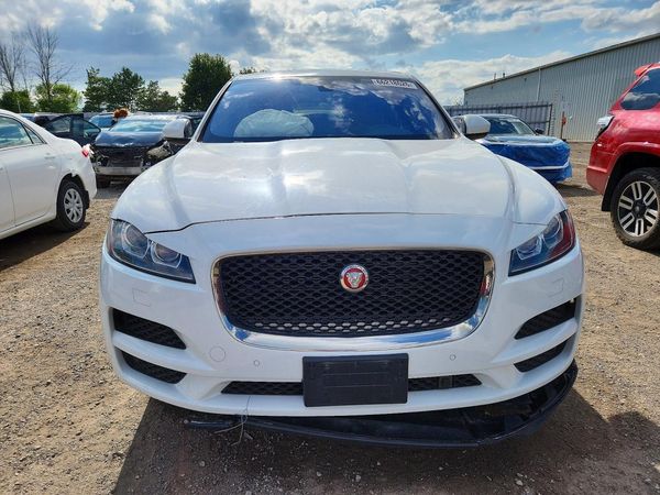 2018 JAGUAR F-PACE Standard
