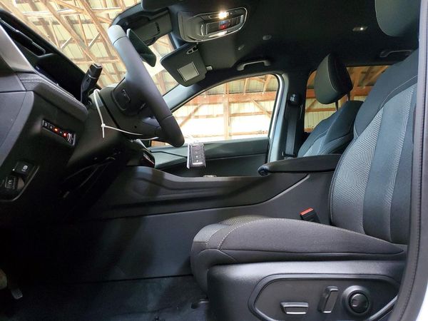 2026 JEEP CHEROKEE Laredo, Limited