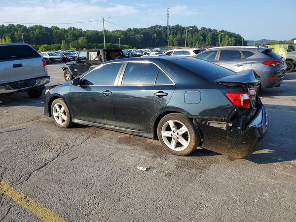 2013 TOYOTA CAMRY