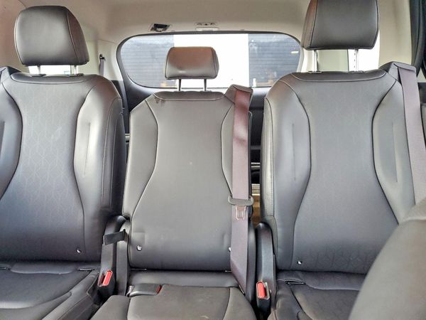 2024 KIA CARNIVAL
