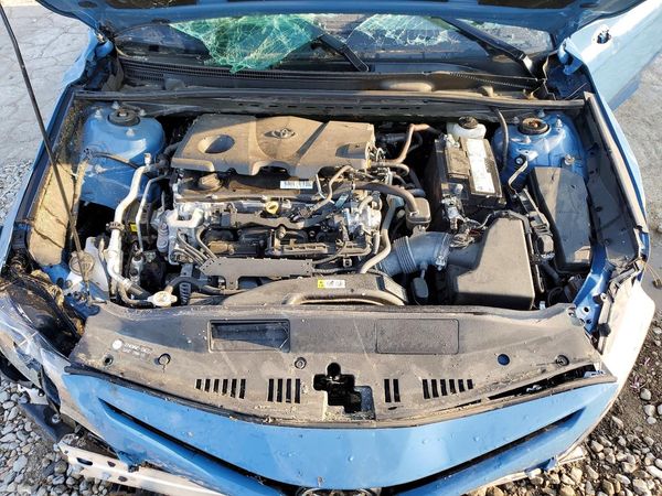 2024 TOYOTA CAMRY SE — Engine bay