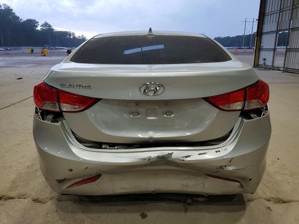 2013 HYUNDAI ELANTRA