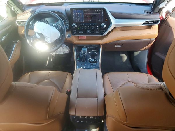 2020 TOYOTA HIGHLANDER Platinum
