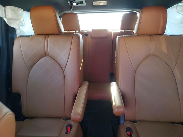 2020 TOYOTA HIGHLANDER Platinum