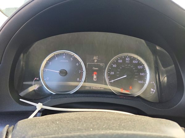 2014 LEXUS IS