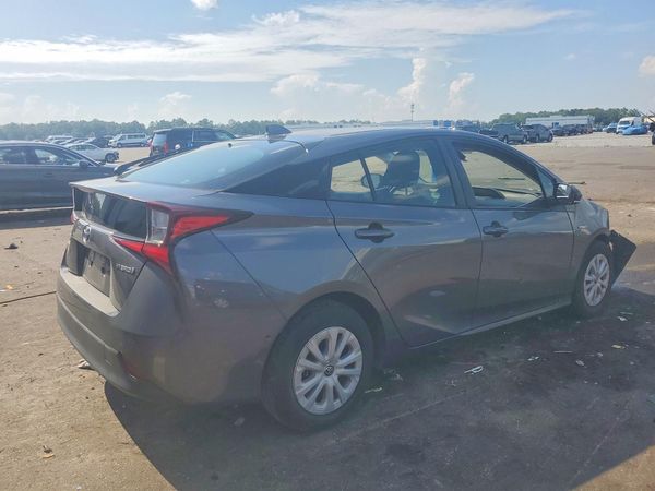 2022 TOYOTA PRIUS