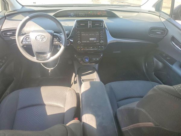 2022 TOYOTA PRIUS