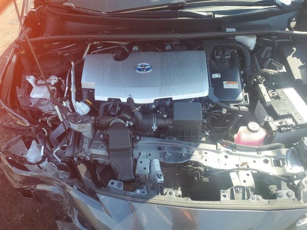 2022 TOYOTA PRIUS