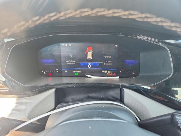 2023 VOLKSWAGEN TAOS