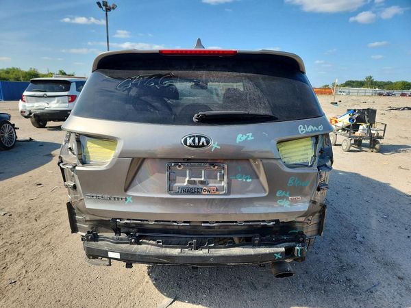2018 KIA SORENTO L, LX
