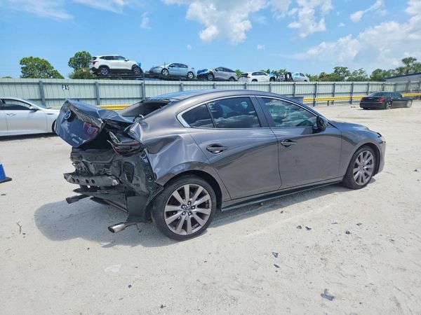2020 MAZDA 3