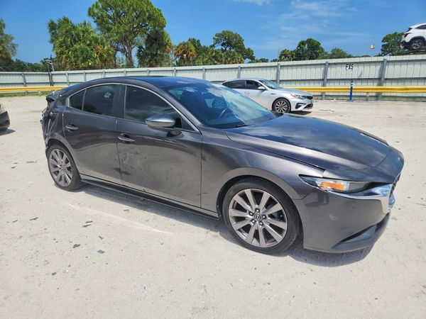 2020 MAZDA 3