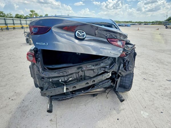 2020 MAZDA 3