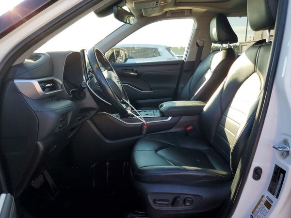 2021 TOYOTA HIGHLANDER