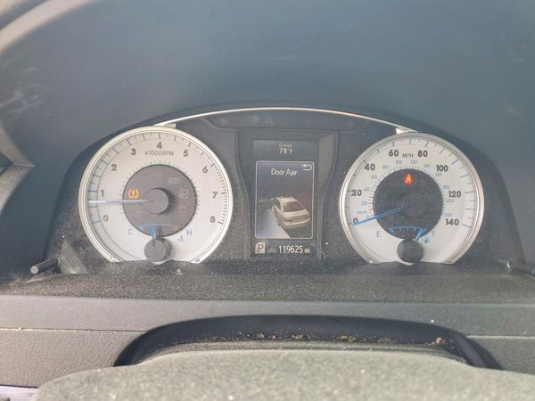 2016 TOYOTA CAMRY