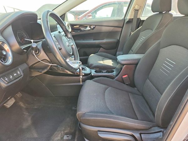2019 KIA FORTE EX