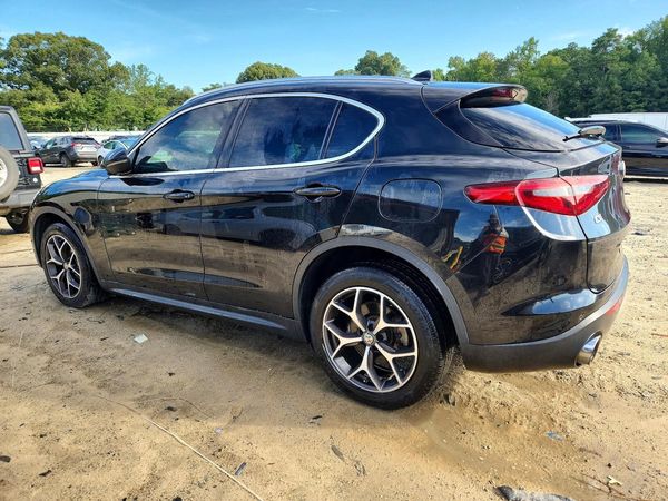 2018 ALFA ROMEO STELVIO