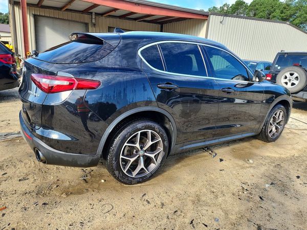 2018 ALFA ROMEO STELVIO