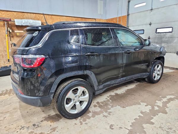 2022 JEEP COMPASS