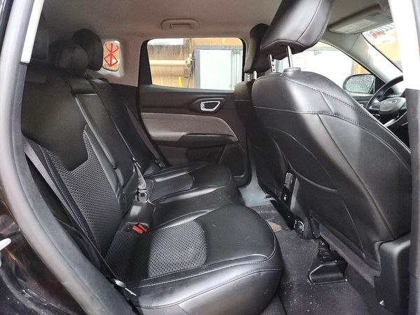 2022 JEEP COMPASS