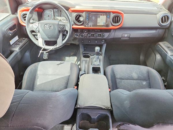2017 TOYOTA TACOMA