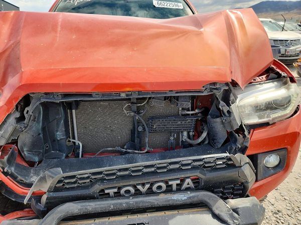 2017 TOYOTA TACOMA