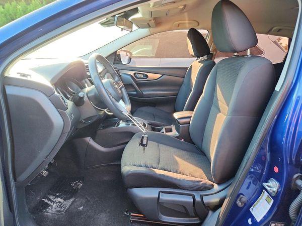 2021 NISSAN ROGUE SPORT SV — DENT