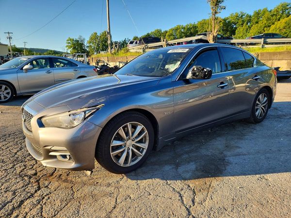 2017 INFINITI Q50