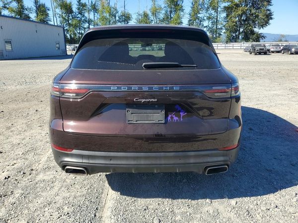 2019 PORSCHE CAYENNE