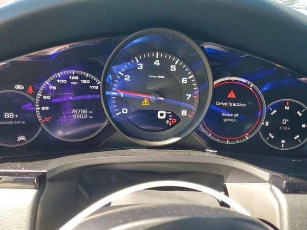 2019 PORSCHE CAYENNE