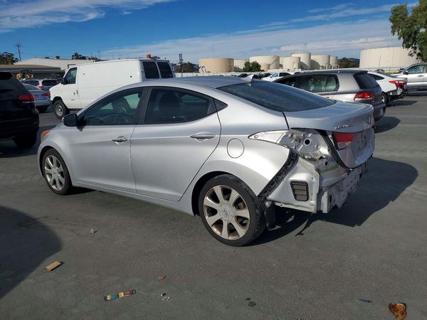 2013 HYUNDAI ELANTRA