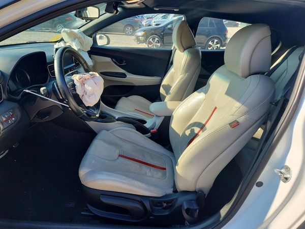 2019 HYUNDAI VELOSTER
