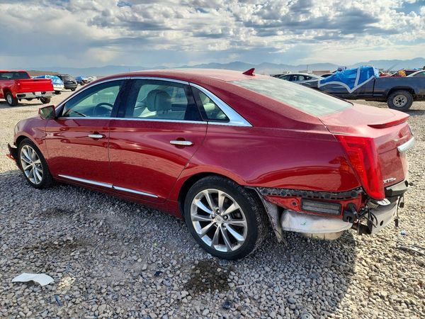 2013 CADILLAC XTS Luxury