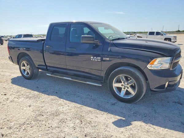 2013 RAM 1500 ST QUAD CAB 4X2