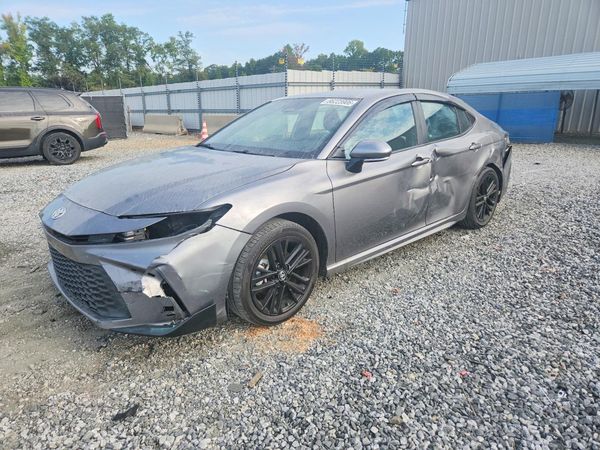 2025 TOYOTA CAMRY