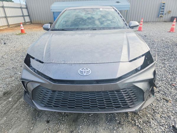 2025 TOYOTA CAMRY