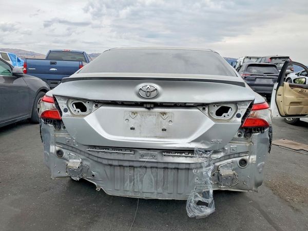2018 TOYOTA CAMRY LE/SE/XLE/XSE