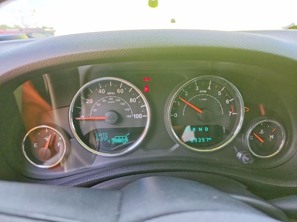 2017 JEEP WRANGLER UNLIMITED SAHARA 4X4 — ODOM