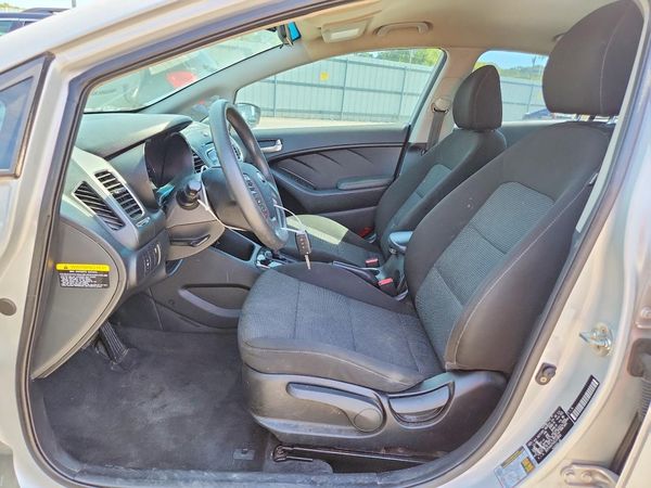 2018 KIA FORTE LX Base