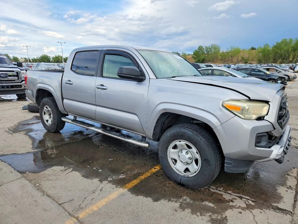 2017 TOYOTA TACOMA