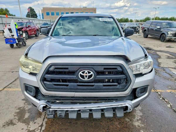 2017 TOYOTA TACOMA
