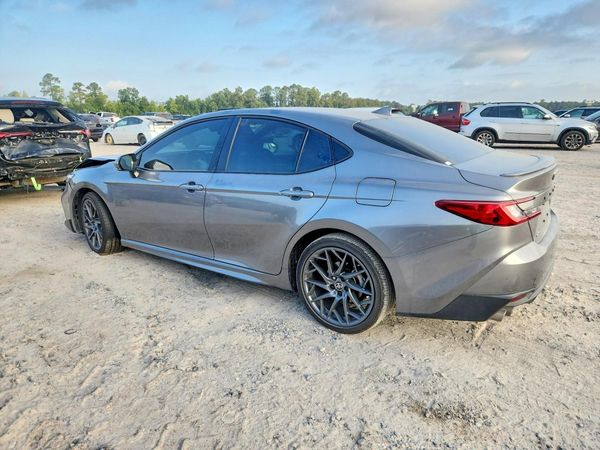 2026 TOYOTA CAMRY
