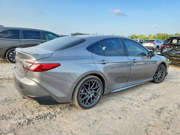 2026 TOYOTA CAMRY